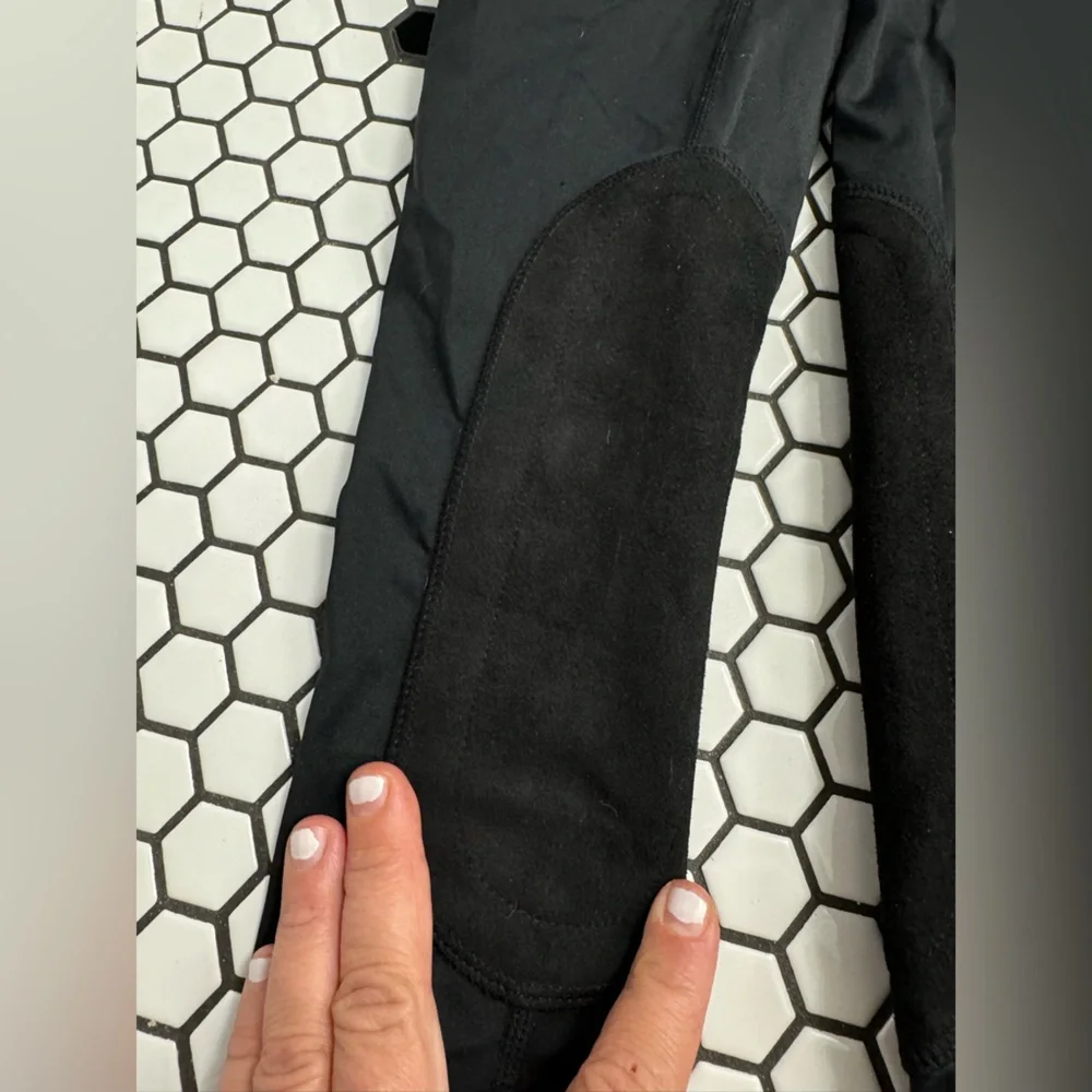 Baleaf cycling leggings size large - Picture 3 of 5